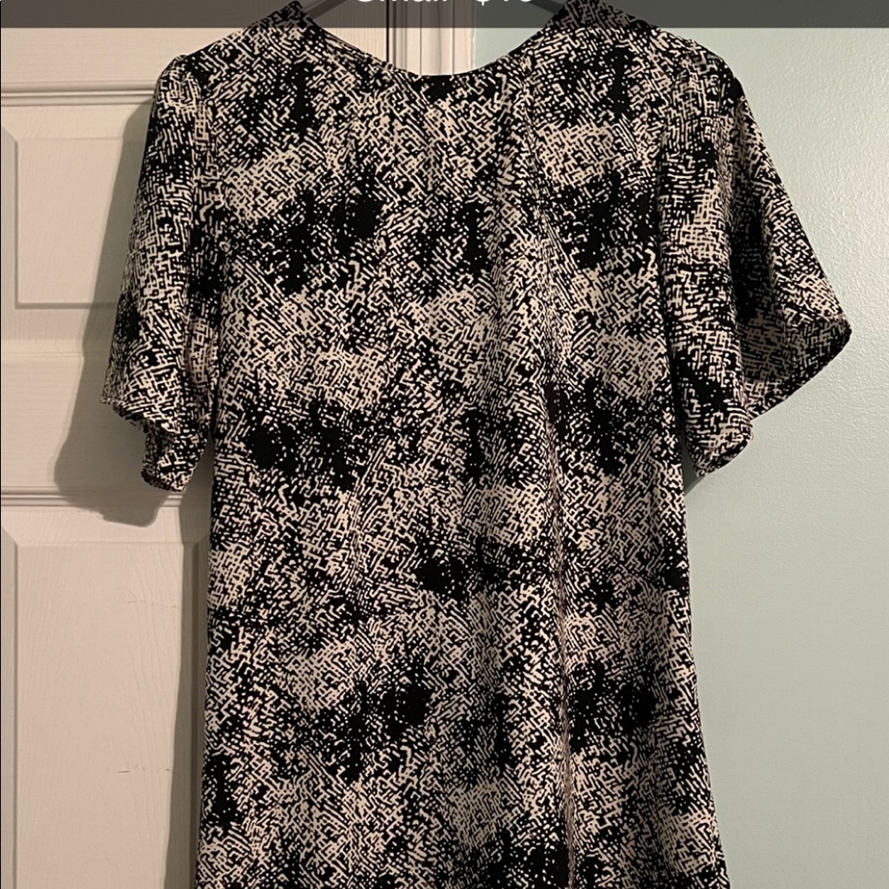 White and black shift dress!